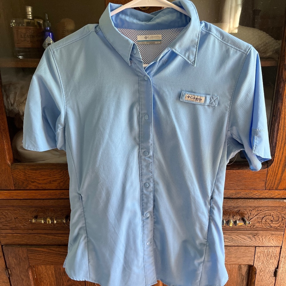 Short sleeve Columbia fishing shirt